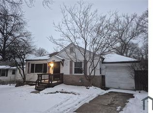 1539 Comet Dr, Saint Louis, MO 63137