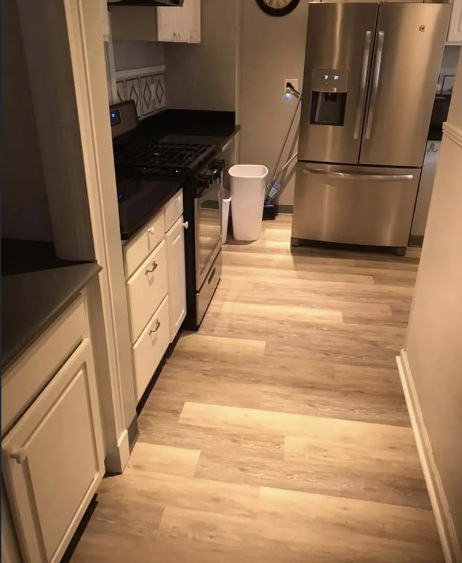 6 bed, 2098 sqft, $4,200 — Photo 2