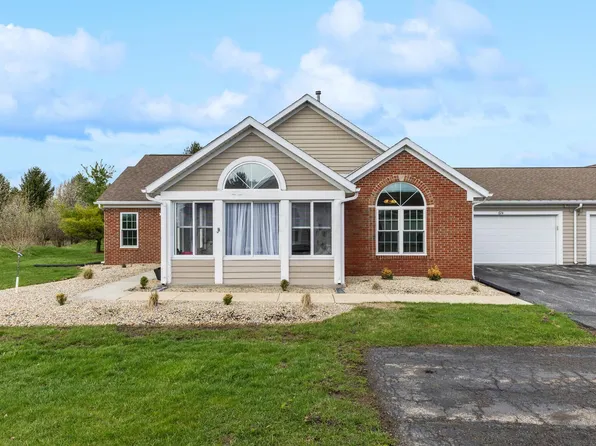 674 Hampton Woods Dr, Marion, OH 43302