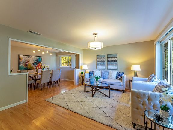 5th image of 4030 Acapulco Dr