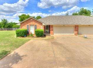 231 N Kelly Ave, Edmond, OK 73003