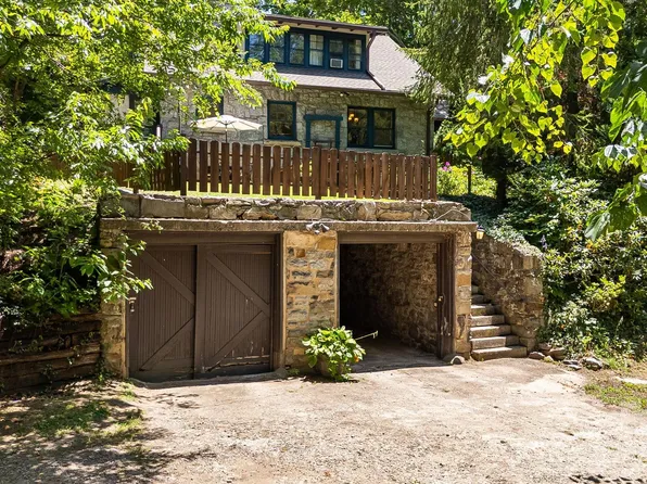 25 Saint Dunstans Cir, Asheville, NC 28803
