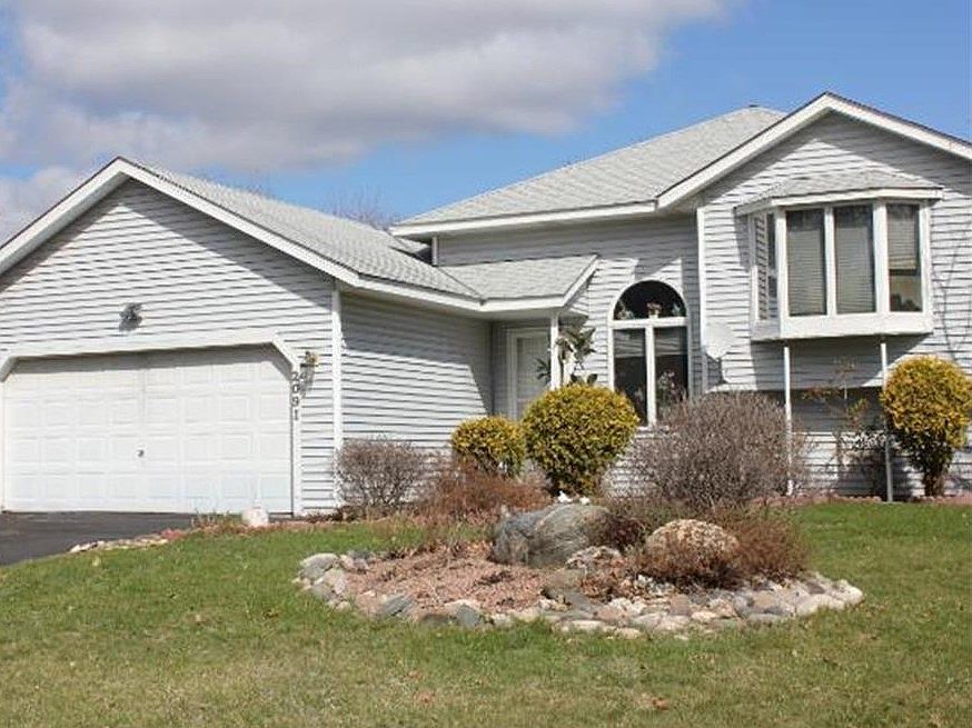 1st image of 2091 Lydia Ave E