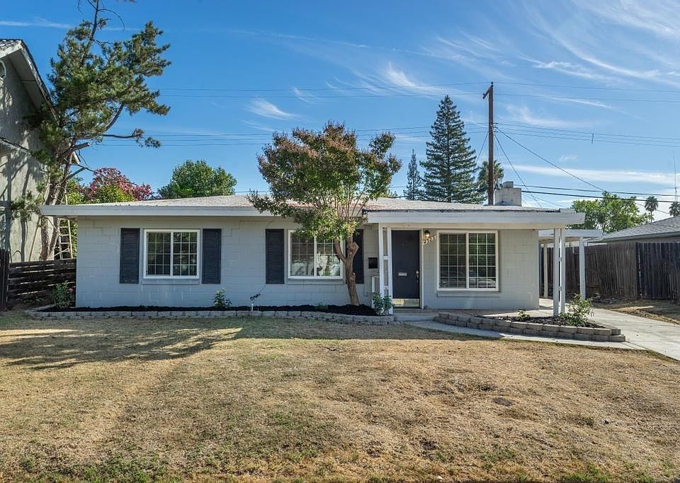 1st image of 4923 62nd St