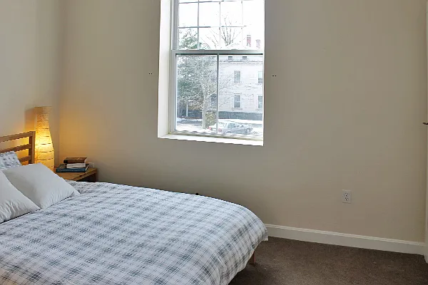 10 Barton Sq #2L — Photo 4