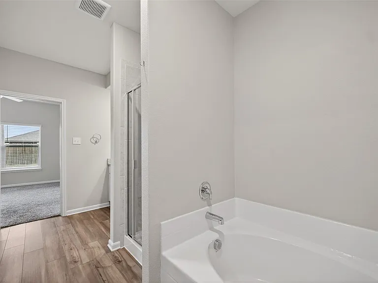 2120 Dakota Dr — Photo 12