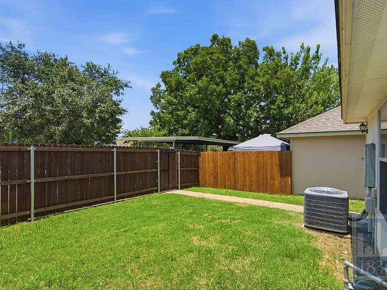 4508 Felicity Ln — Photo 20