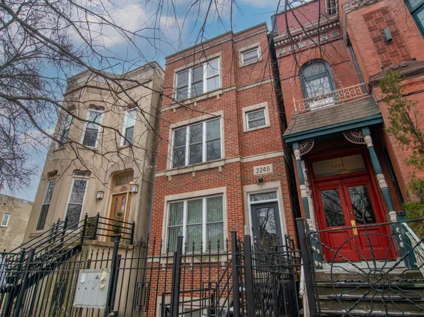 2249 W Monroe St APT 3, Chicago, IL 60612