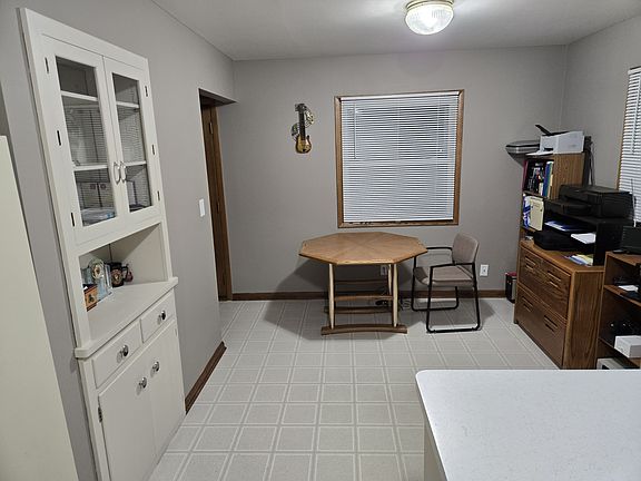 5th image of 3477 S Kansas Ave