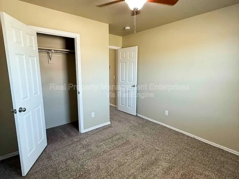 13229 Bridgewater Dr — Photo 19