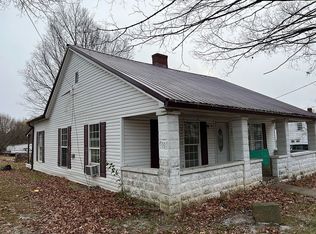 103 S Hardin St, Hardinsburg, KY 40143