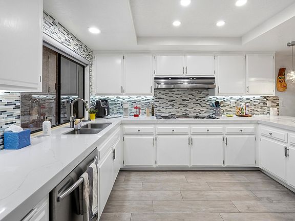 5th image of 99 Camino Arroyo Pl