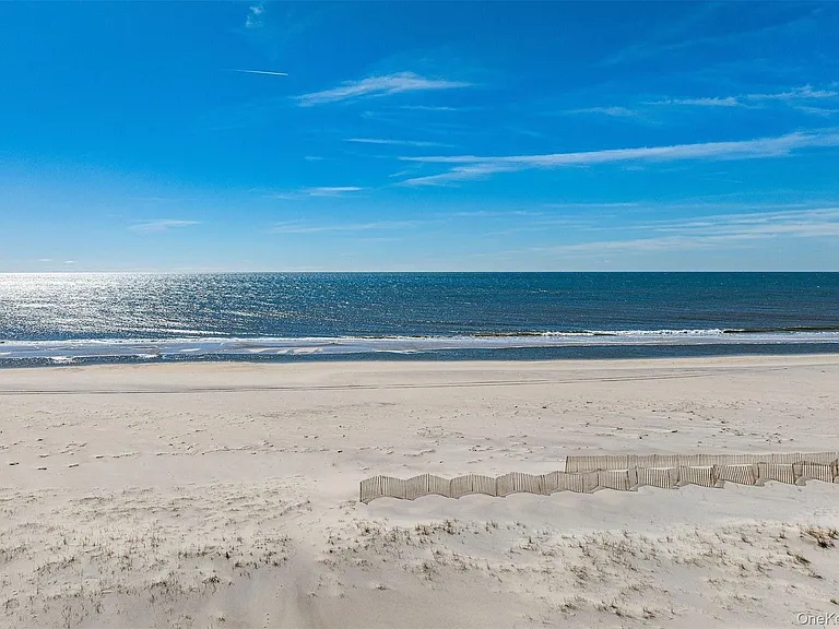953B Dune Rd — Photo 35