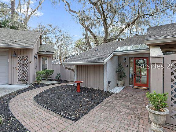 2nd image of 11 Stable Gate Rd