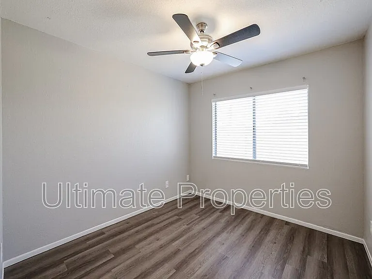 5357 W Cholla St — Photo 9