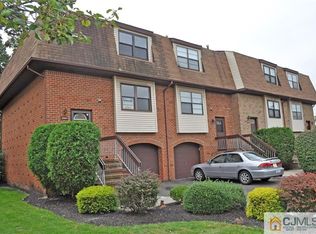 2501 N Oaks Blvd, North Brunswick, NJ 08902