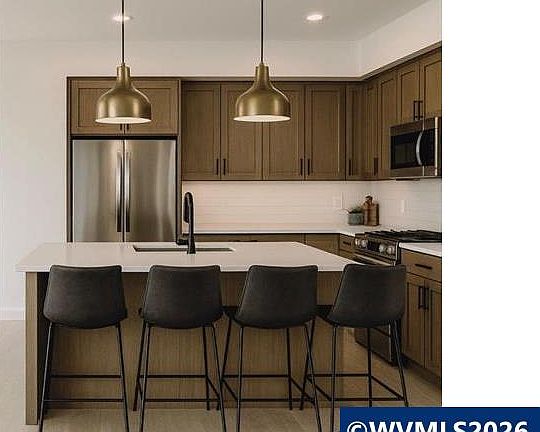 3rd image of 4048 Kurth St S