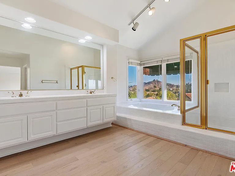 3767 Paseo Primario — Photo 20