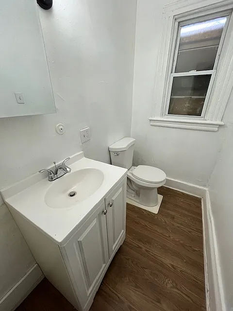 3 bed, 1.5 bath, 1233 sqft, $1,500 — Photo 4