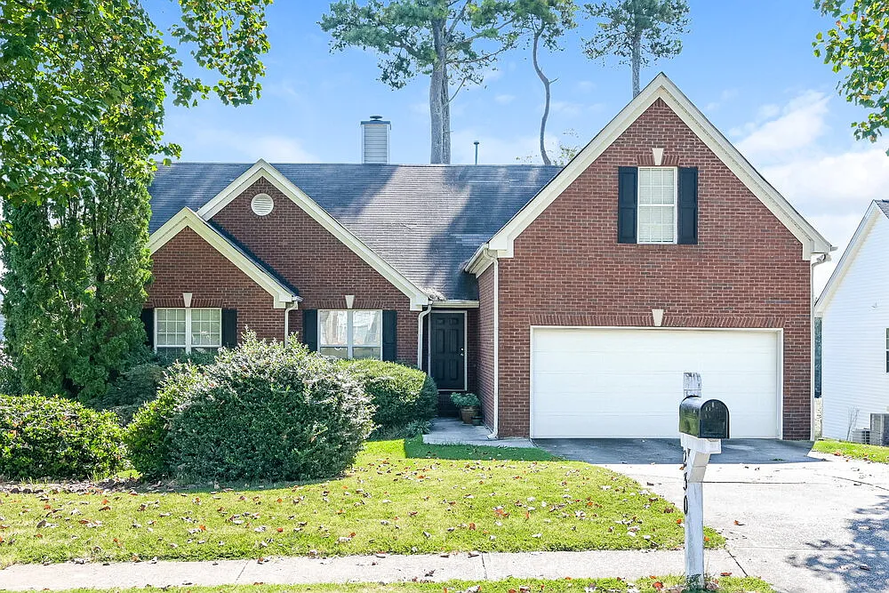 3 bed, 4.0 bath, 2218 sqft, $2,460 — Photo 1