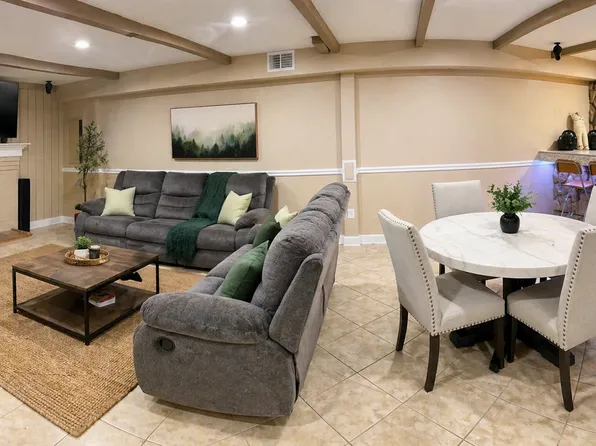 9707 Woodberry St #1, Lanham, MD 20706
