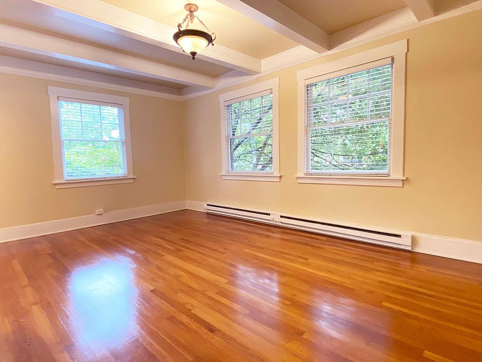 1st image of 401 N Yakima Ave APT 3