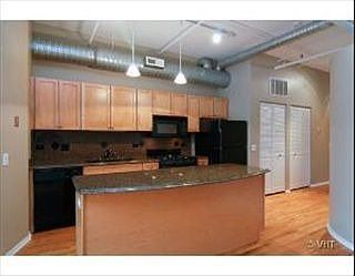 2nd image of 1525 S Michigan Ave APT 409