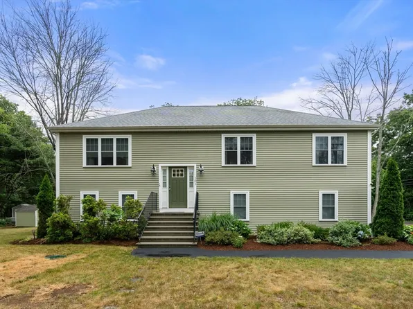 101 Prospect Hill St, Taunton, MA 02780