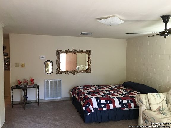 4th image of 274 Meadow Lake Dr