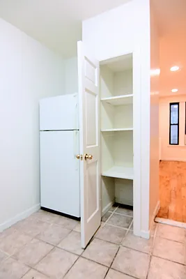 Rented by Voro, LLC | media 15