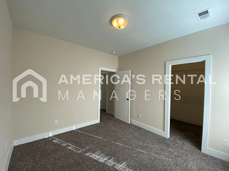 6206 Cathwick Dr — Photo 31