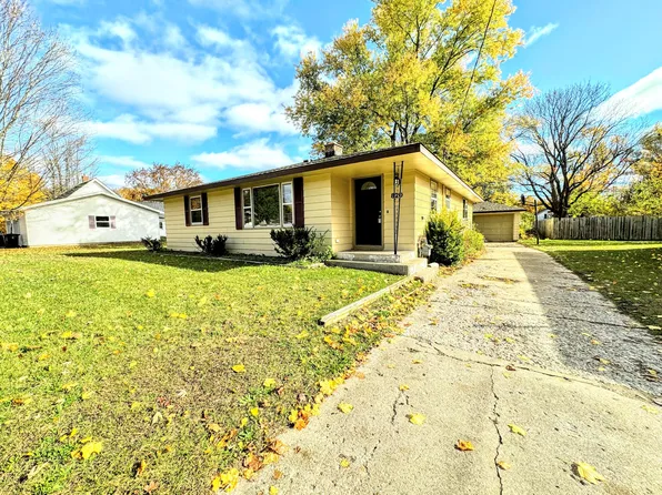 820 Farnsworth St, Big Rapids, MI 49307