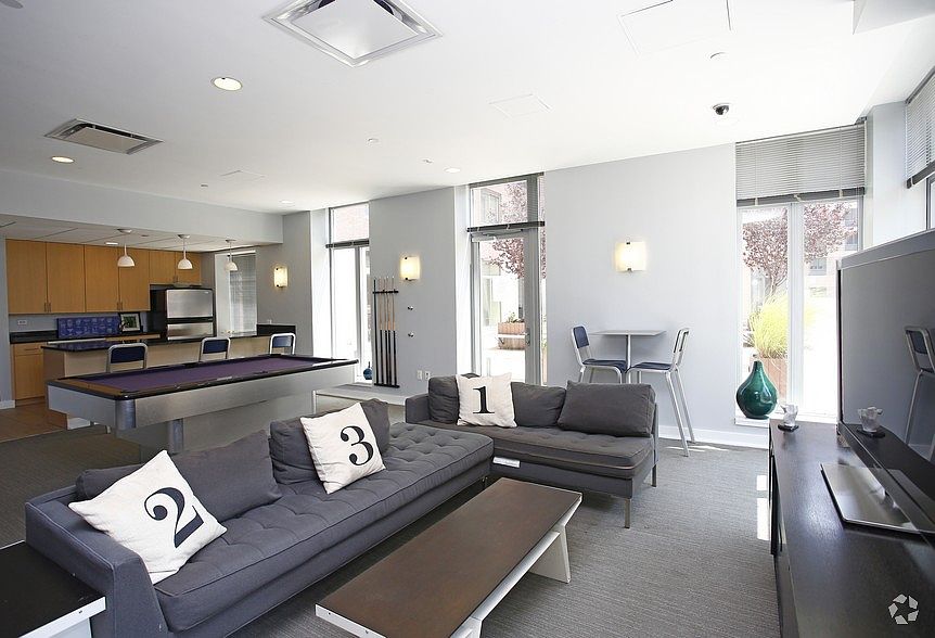 1st image of 15350 89th Ave APT 319