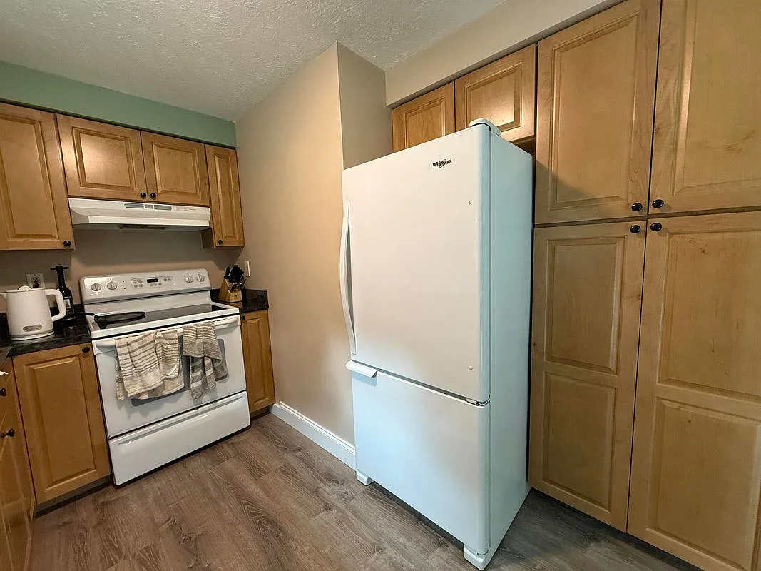 2 bed, 2.0 bath, 1342 sqft, $2,500 — Photo 3