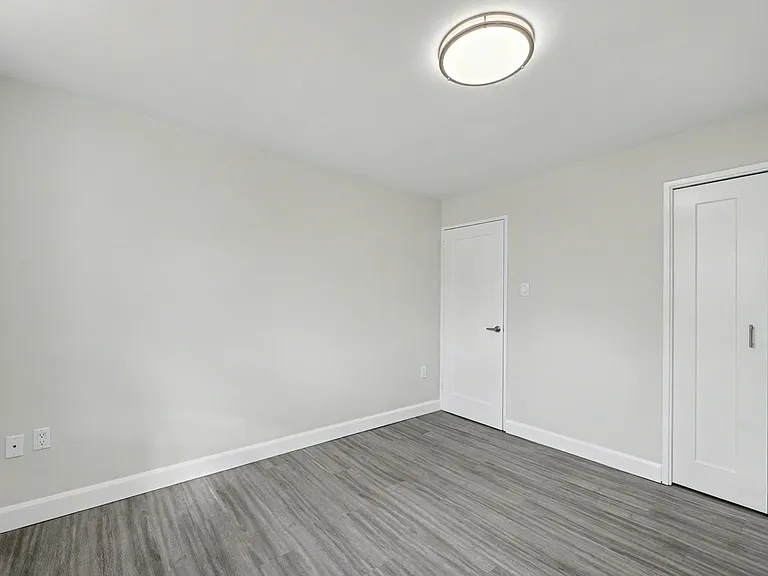 76 Mary St — Photo 21