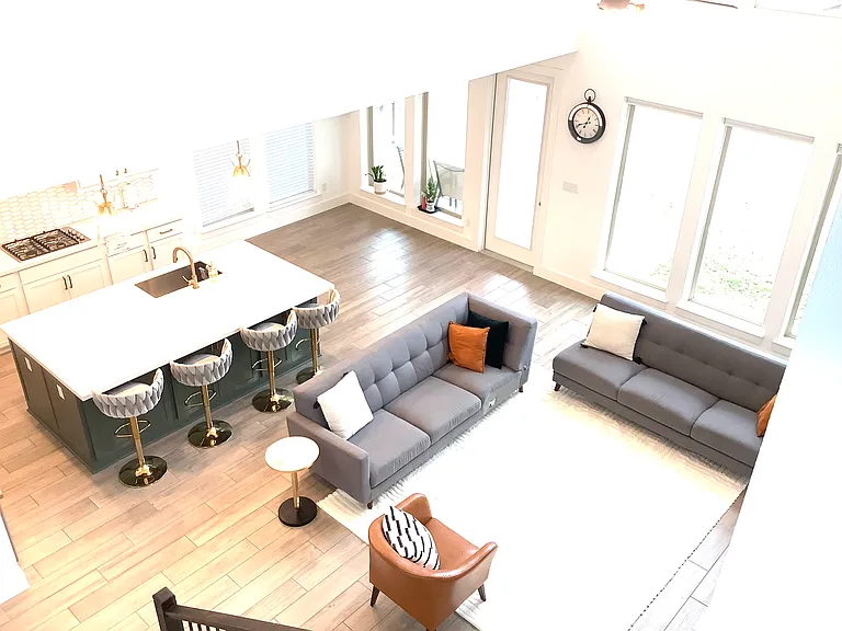 474 Jefferson Dr — Photo 4