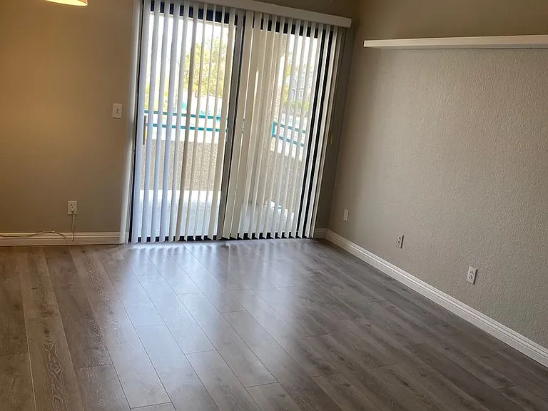 5271 Lindell Rd #202 — Photo 9