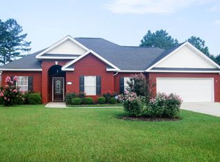 111 Lakeside Dr, Dothan, AL 36301