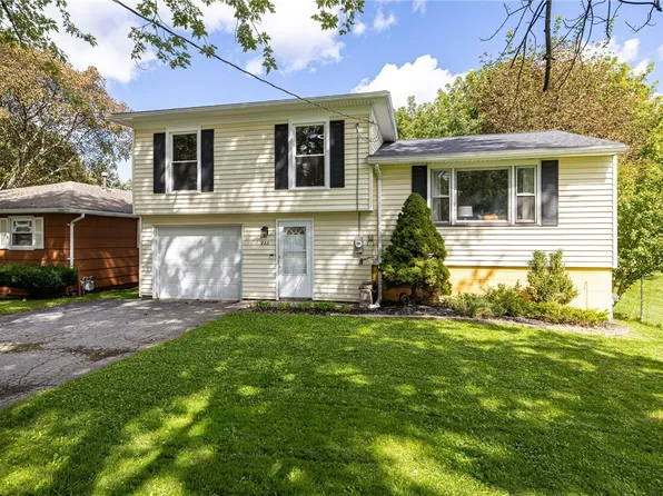 222 Waldorf Ave, Rochester, NY 14606