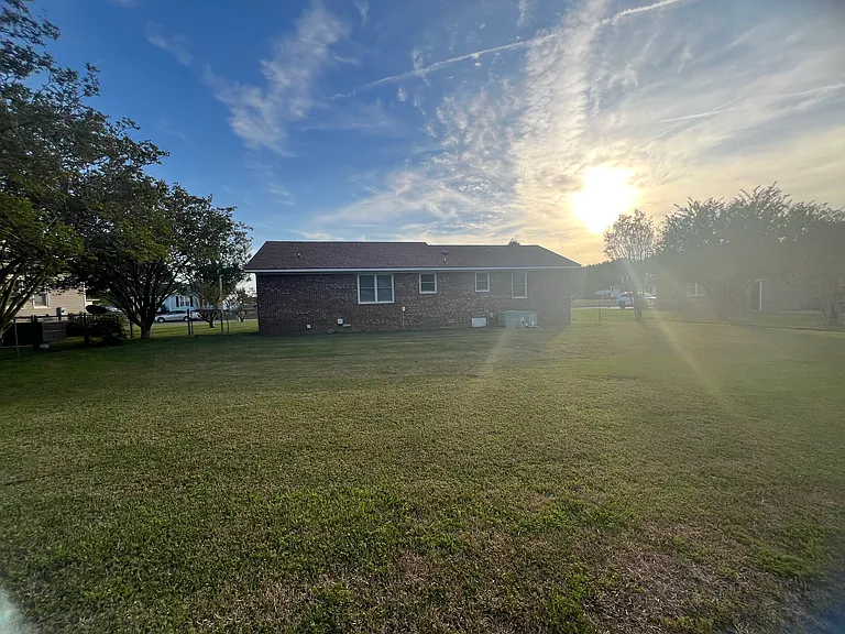 3815 Robin Rd — Photo 31