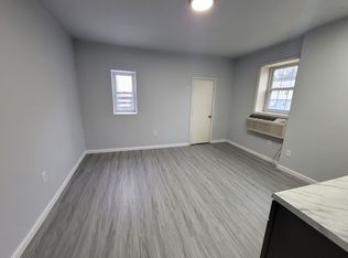 417 W Queen Ln APT 2A, Philadelphia, PA 19144