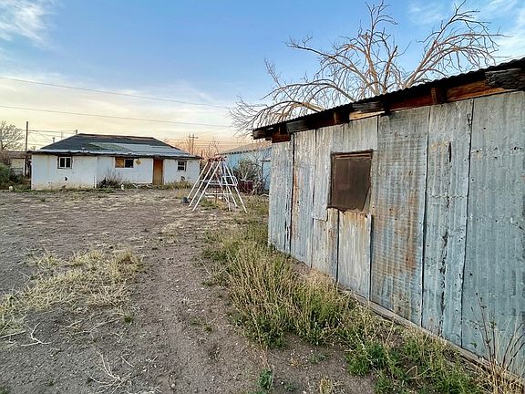 4th image of 801 W Waco St