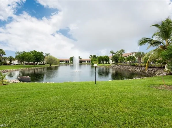 9291 Central Park Dr APT 105, Fort Myers, FL 33919