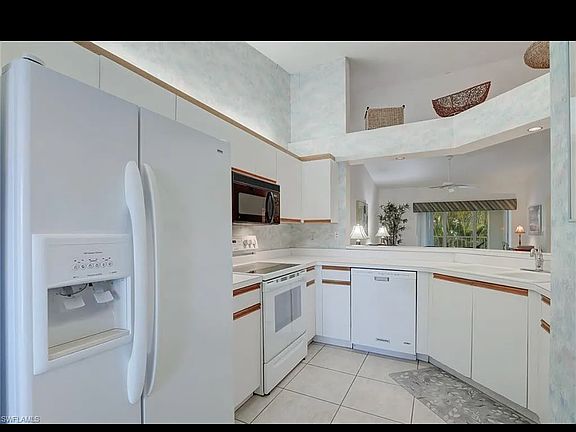 5th image of 865 Tanbark Dr APT 203