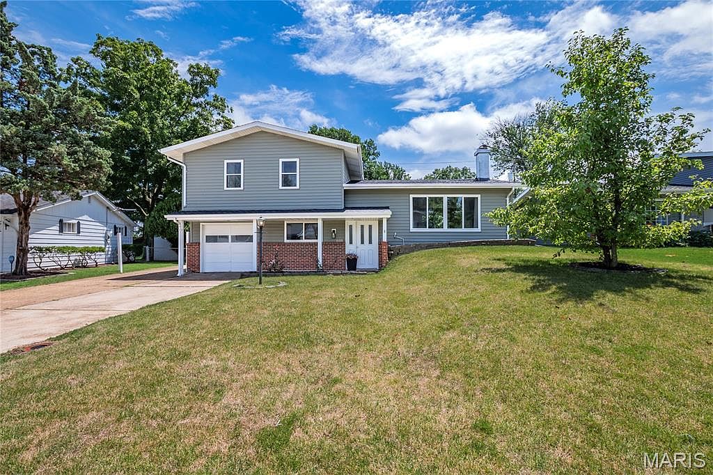 3228 Southern Aire Dr, Saint Louis, MO 63125 | Zillow