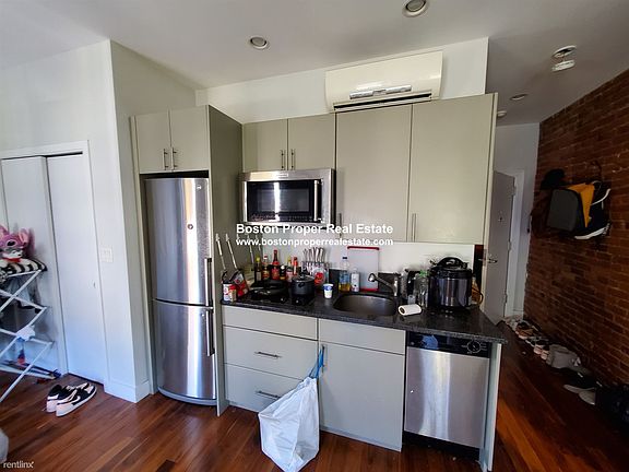 6-12 Blackwood St. #330 Boston - Back Bay Unit Photo 1 (2)