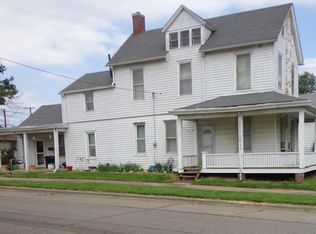 635 S 11th St, Quincy, IL 62301