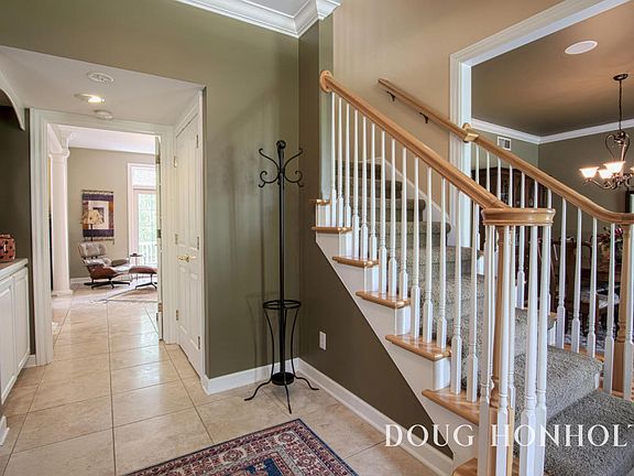 2nd image of 1595 Sage Ct NE