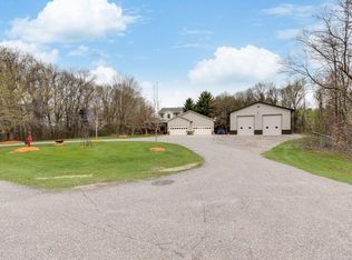 175 253rd Ln NE, Isanti, MN 55040