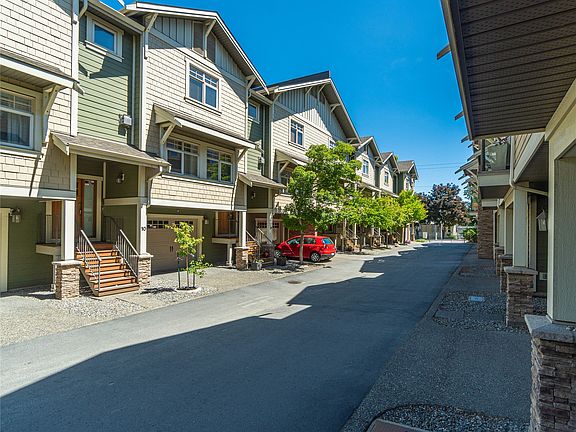 2nd image of 576 Nicola St #10